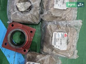 MZ1317006 Корпус подшипника Massey Ferguson