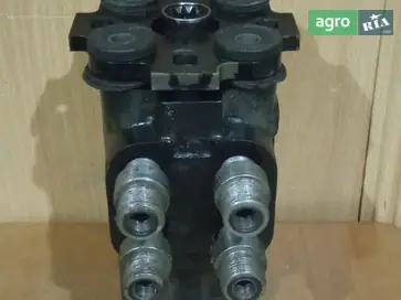 Насос-дозатор для трактора Case IH Magnum 340 - фото