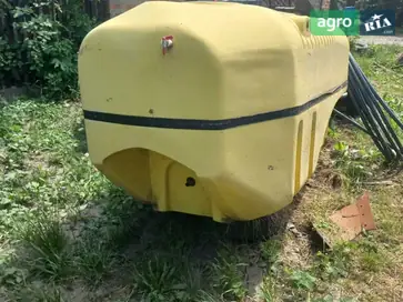 Бак до оприскувача - фото