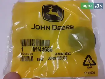 Заглушка M144685 для John Deere - фото