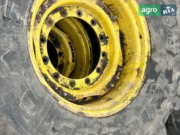 Колесо для трактора John Deere - фото