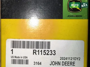 Вісь R115233 до трактора John Deere - фото