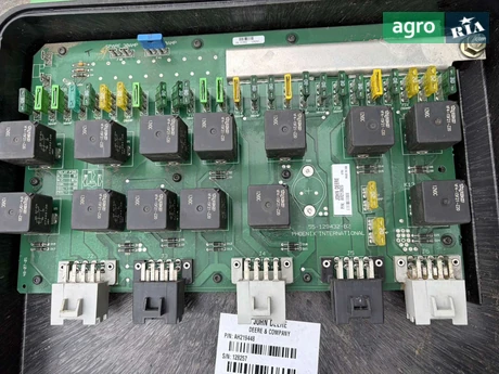Плата AH213820 до комбайна John Deere - фото