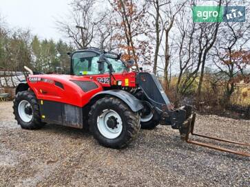 Case IH Farmlift 742  - фото