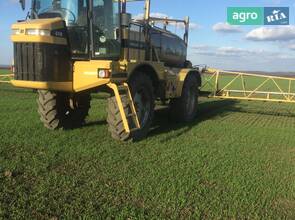 Опрыскиватель Challenger Rogator 618 2000