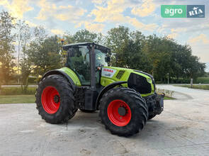 Трактор Claas Axion 2015