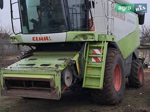 Комбайн Claas Lexion 2006