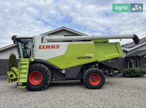 Комбайн Claas Lexion 2012