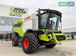 Комбайн Claas Lexion 2022