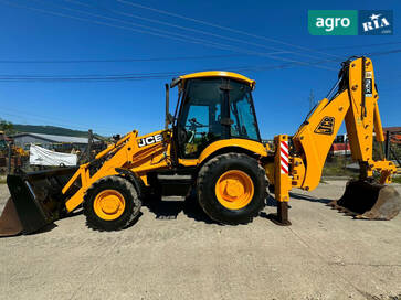 JCB 3CX  - фото