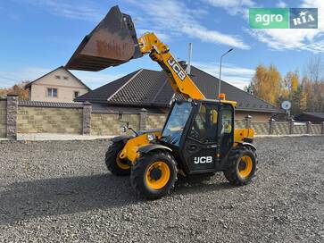 JCB 525-60 Agri Plus 2017 - фото