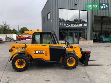 JCB 525-60  - фото