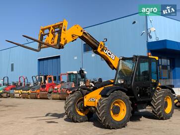 JCB 526-56  - фото