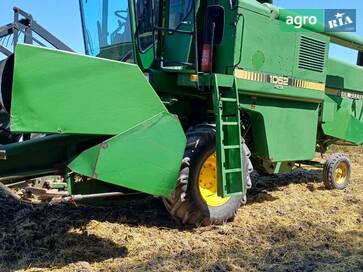 John Deere 1052 1986 - фото