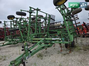 John Deere 2210 2013 - фото