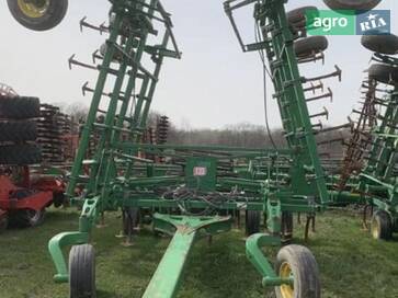 John Deere 2210 2026 - фото