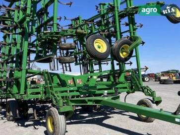 John Deere 2210 2009 - фото