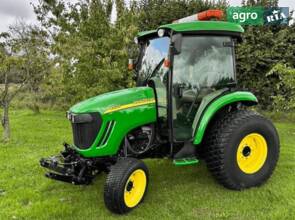Трактор John Deere 4520 2011