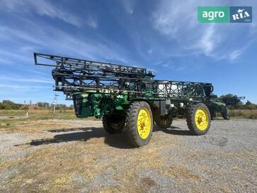John Deere 4930  - фото