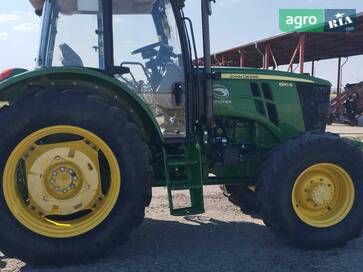 John Deere 6110  - фото