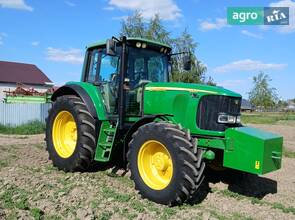 Трактор John Deere 6820 2002