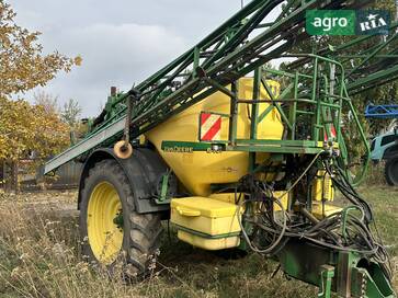 John Deere 840i  - фото