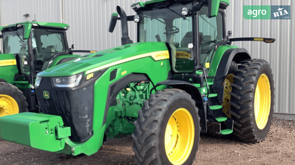 Трактор John Deere 8R 250 2021 - фото 1