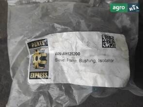 Втулка (салєнтблок) важеля приводу соломотряса John Deere AH125200