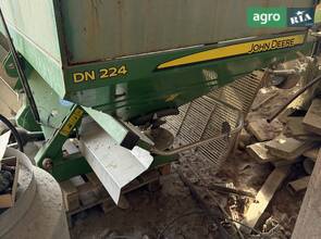 Розкидач John Deere DN 224 2017