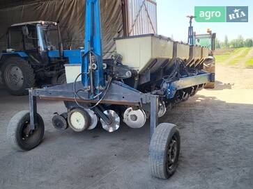 Kinze 2000 2010 - фото
