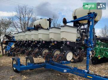 Kinze 3500  - фото