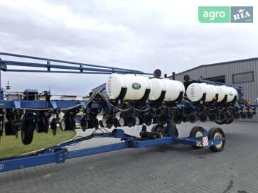 Kinze 3600  - фото