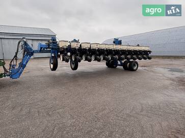 Kinze 3700 2013 - фото