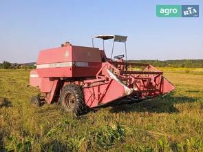 Комбайн Massey Ferguson MF 1979