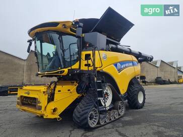 New Holland CR 2017 - фото