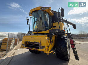 Комбайн New Holland CX 2017