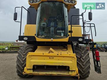 New Holland СХ 2016 - фото
