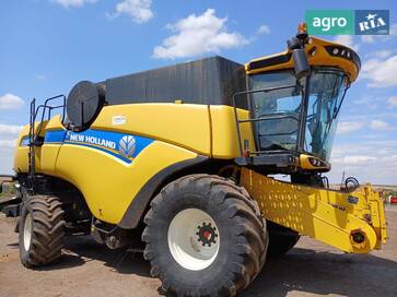 New Holland СХ 2017 - фото
