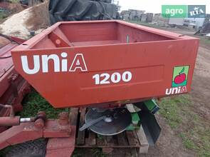 Розкидач Unia MX 2014